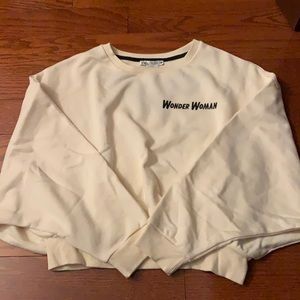ZARA x WONDER WOMAN CROP SWEATER SIZE SMALL